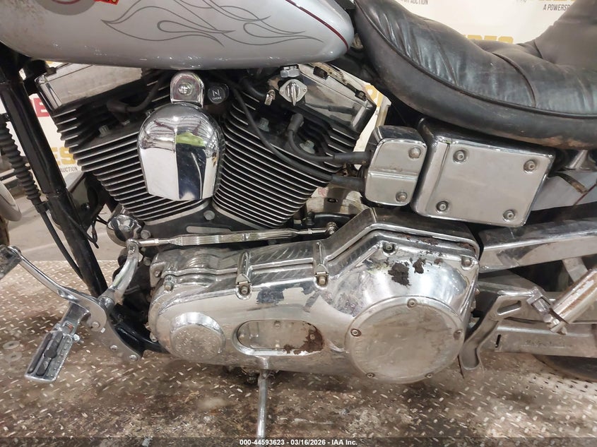 2001 Harley-Davidson Fxdwg VIN: 1HD1GEV151Y318759 Lot: 44593623