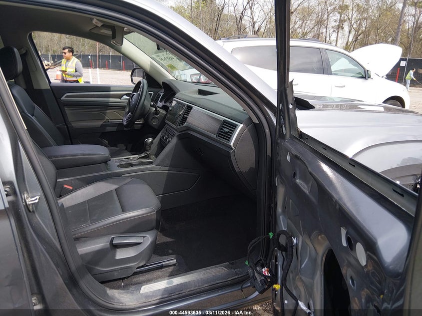 2021 Volkswagen Atlas 3.6L V6 Se W/Technology