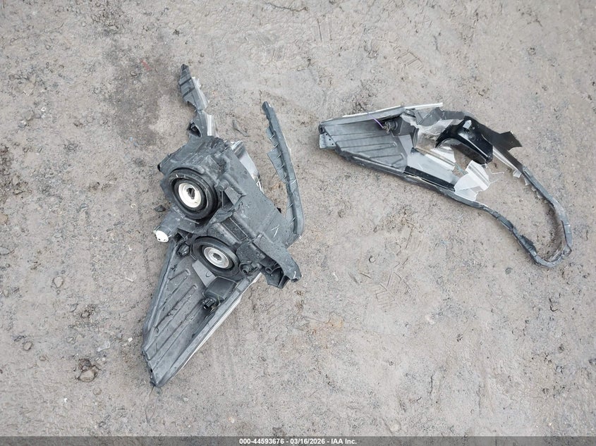 2022 Nissan Versa 1.6 S Xtronic Cvt VIN: 3N1CN8DV2NL823481 Lot: 44593676