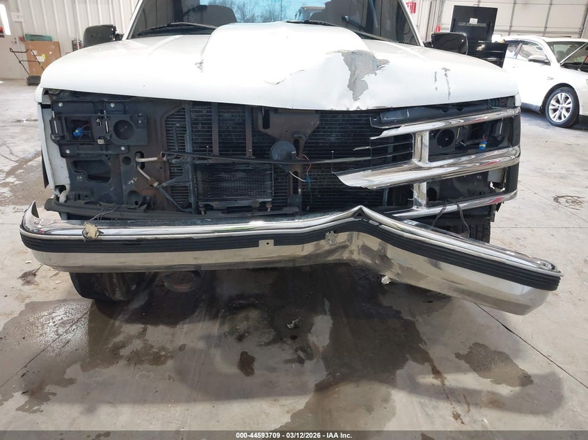 CHEVROLET K2500 1999 VIN 1GCGK24R3XR710271
