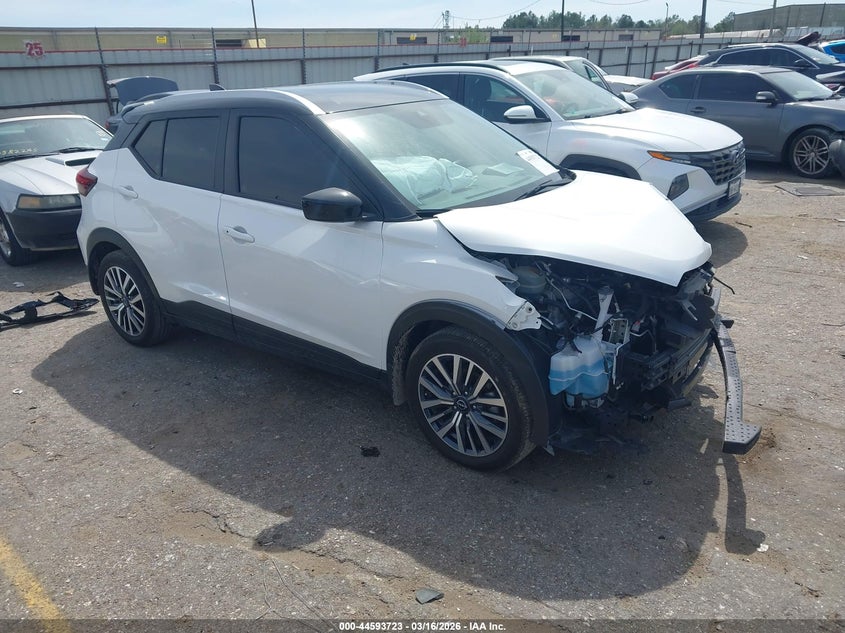 2023 NISSAN KICKS SV XTRONIC CVT