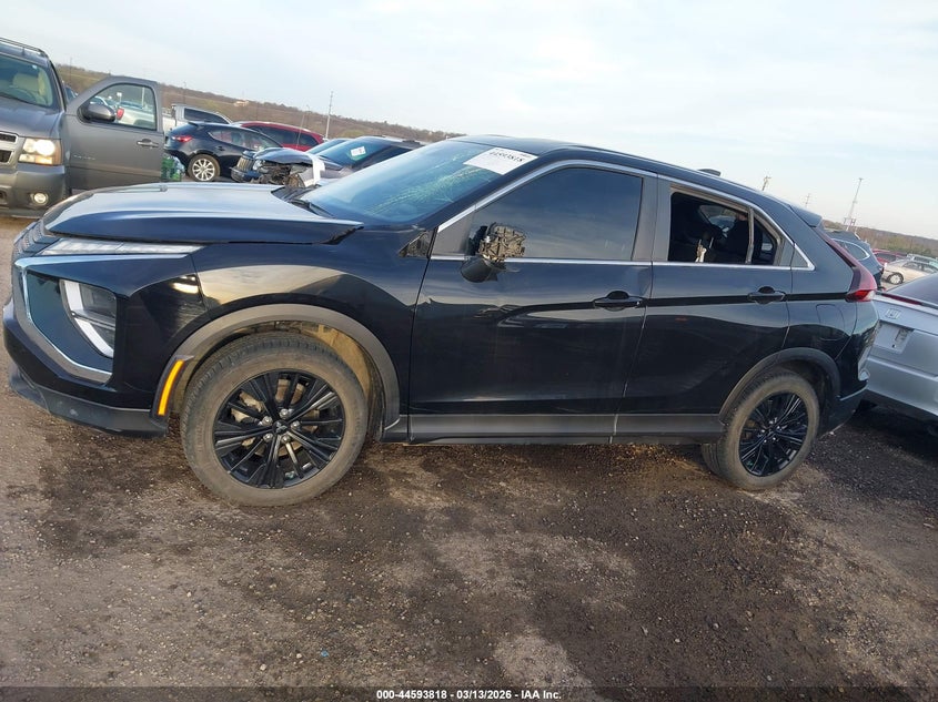 2022 Mitsubishi Eclipse Cross Le S-Awc VIN: JA4ATVAA3NZ001933 Lot: 44593818