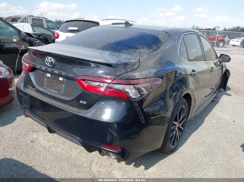 2022 TOYOTA CAMRY auction photo 4