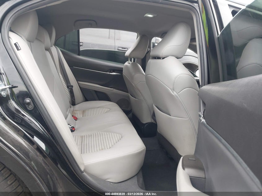 2022 TOYOTA CAMRY auction photo 8