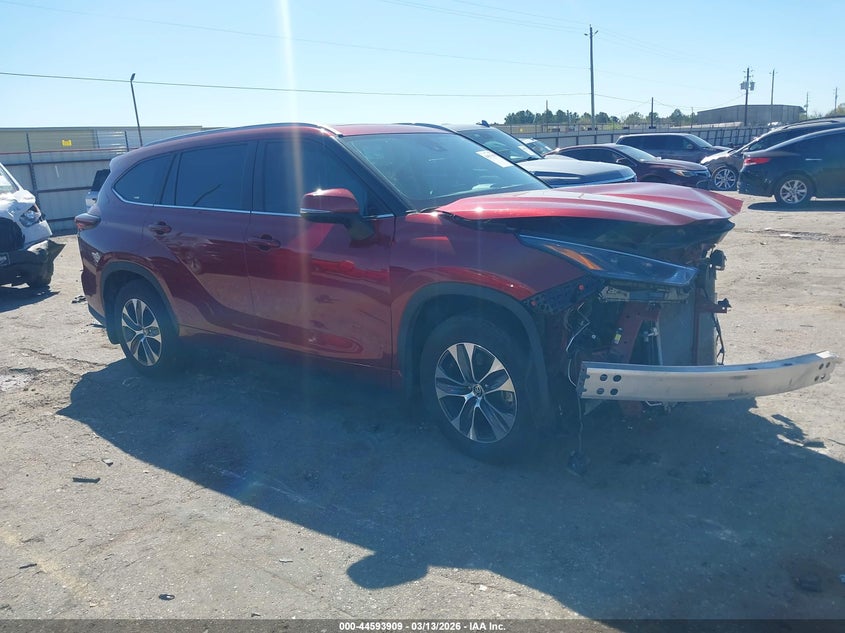 2024 Toyota Highlander Xle