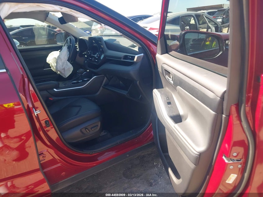 2024 Toyota Highlander Xle