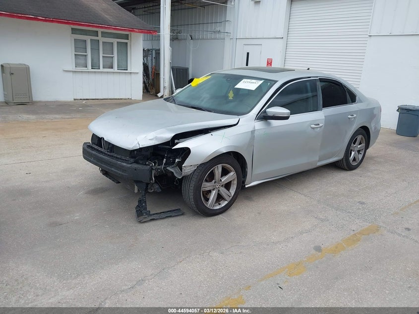 2013 Volkswagen Passat 2.5L Se