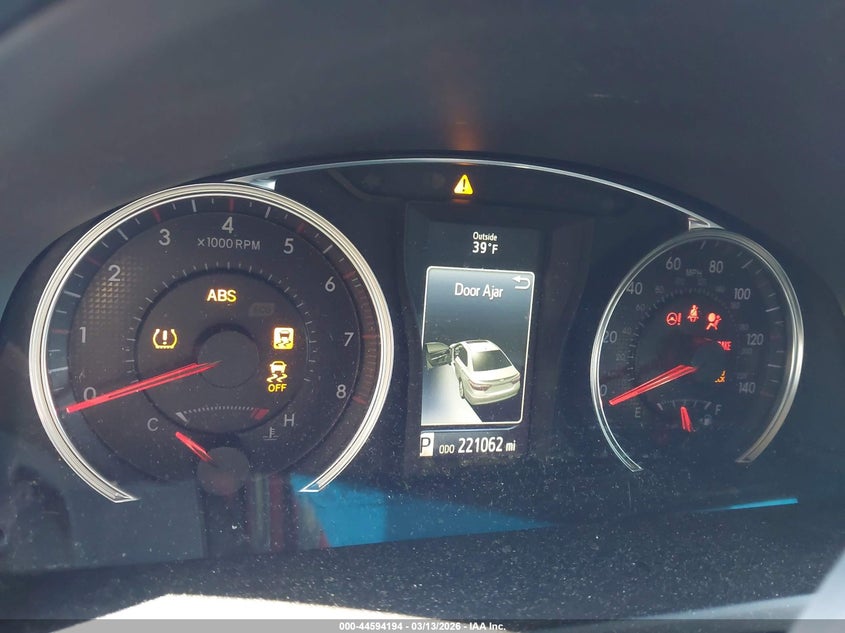 2017 TOYOTA CAMRY auction photo 7