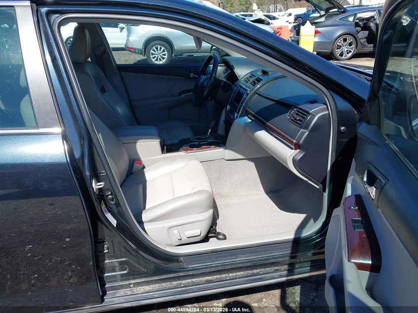 2012 Toyota Camry Xle V6