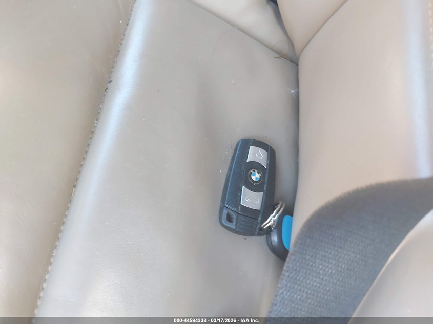 2011 BMW M3 VIN: WBSDX9C50BE584214 Lot: 44594338