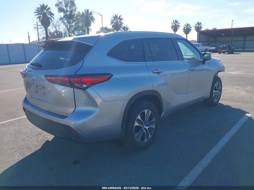 2023 Toyota Highlander Xle