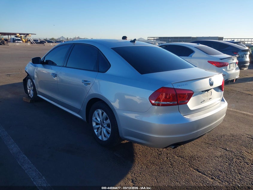 2014 Volkswagen Passat 1.8T Wolfsburg Edition