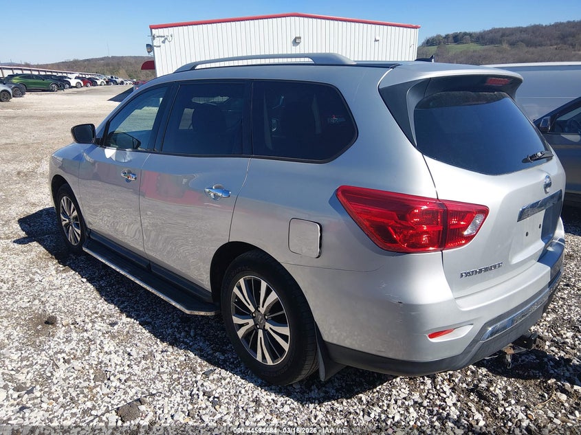 2018 Nissan Pathfinder S