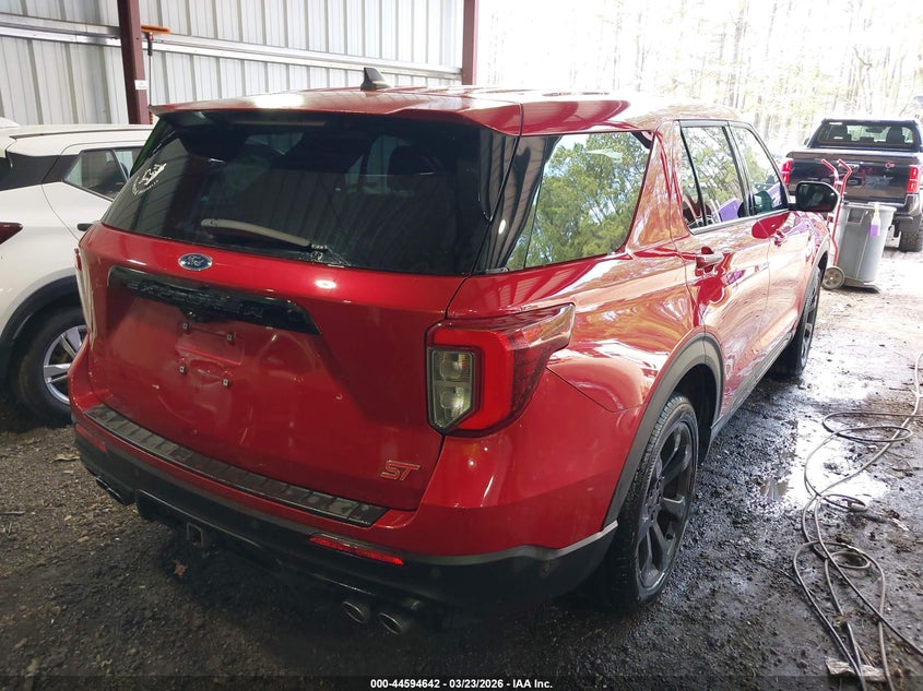 2022 Ford Explorer St