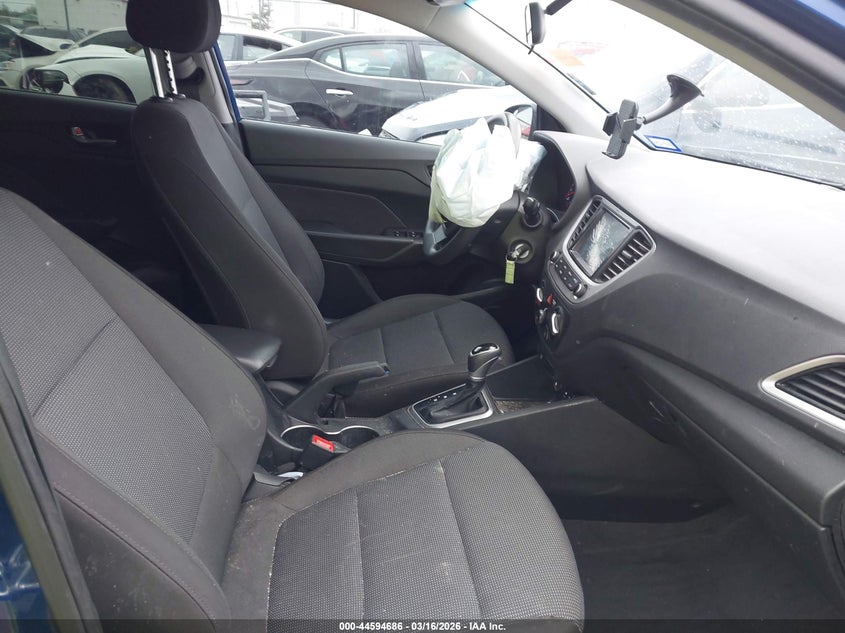 2021 Hyundai Accent Sel