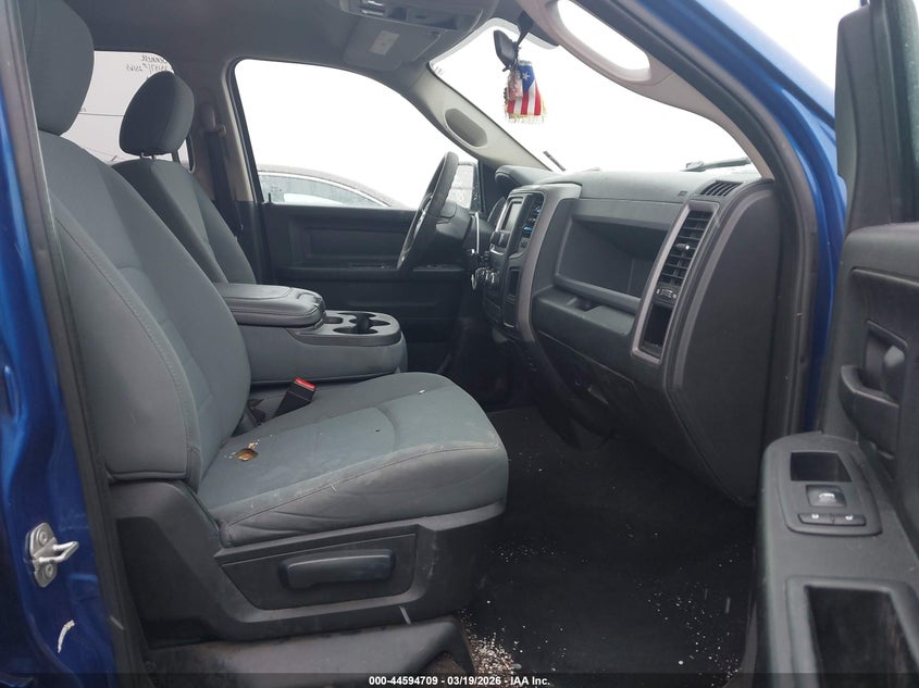 2017 Ram 1500 Express 4X4 6'4 Box