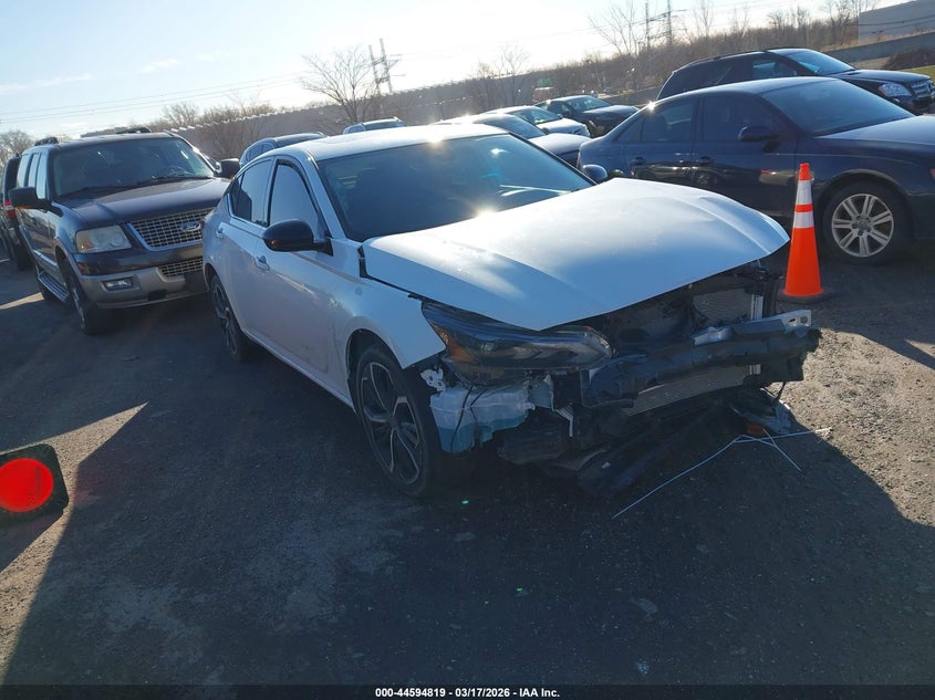 2024 Nissan Altima Sr Intelligent Awd