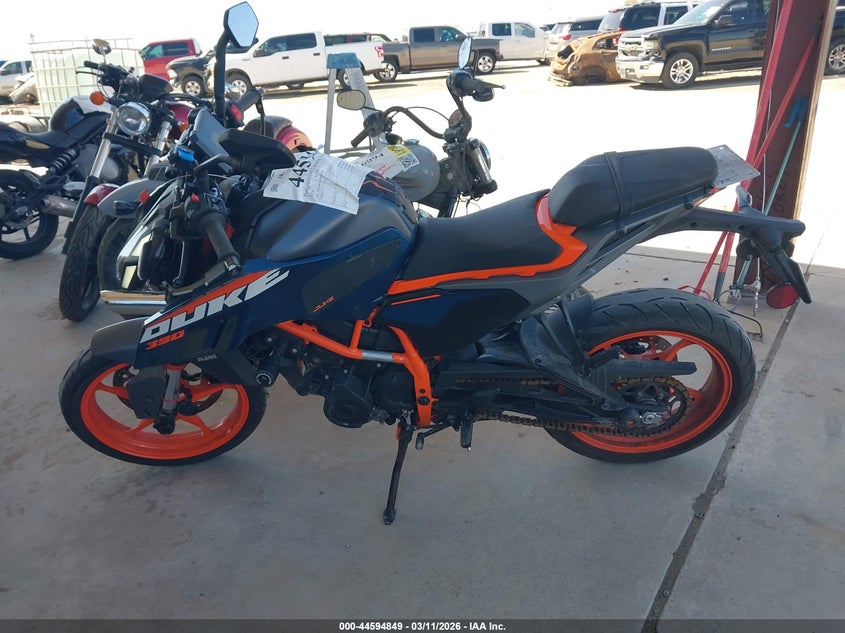 2024 Ktm 390 Duke VIN: MD2JPJ407RN276394 Lot: 44594849