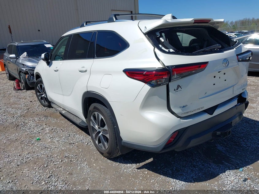 2021 Toyota Highlander Xle