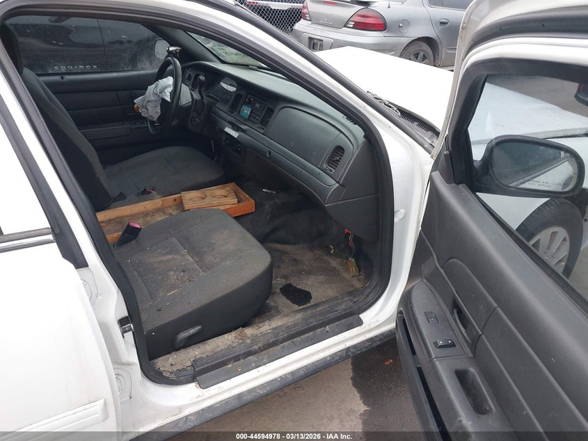 2010 Ford Crown Victoria Police/Police Interceptor