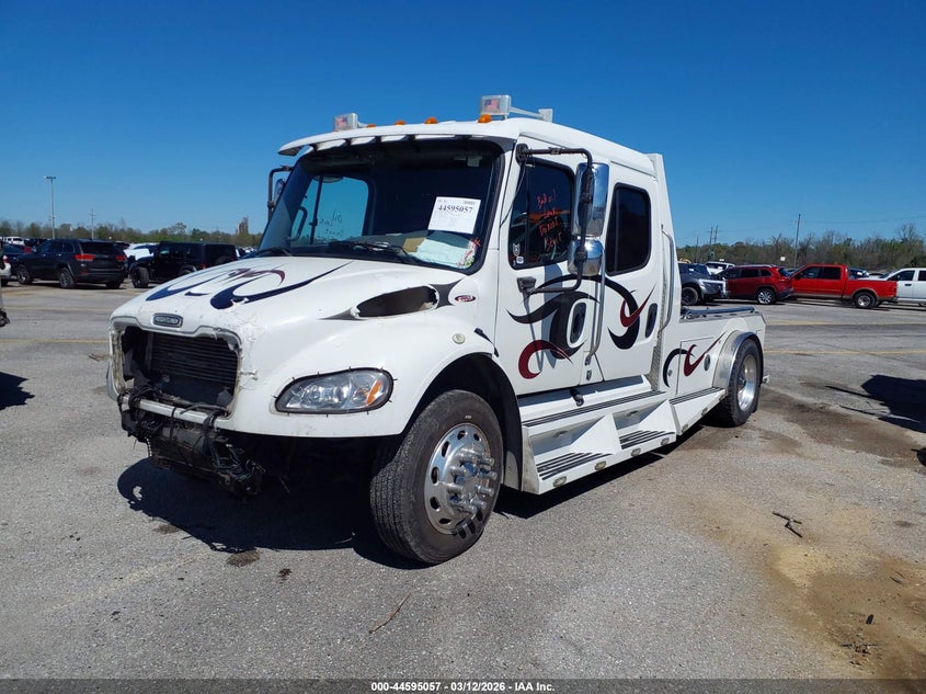 2005 FREIGHTLINER SPORT CHASSIS auction photo 2
