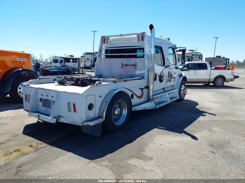 2005 FREIGHTLINER SPORT CHASSIS auction photo 4