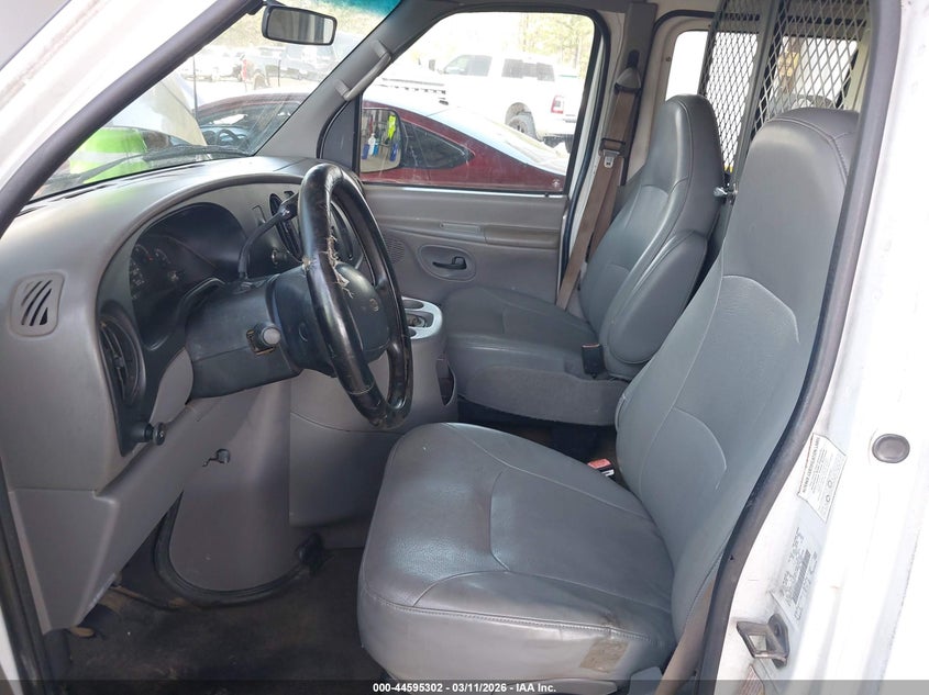 2001 Ford E-150 Commercial/Recreational