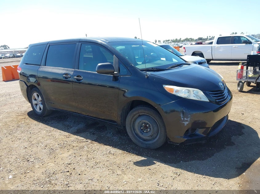 2011 Toyota Sienna Base V6