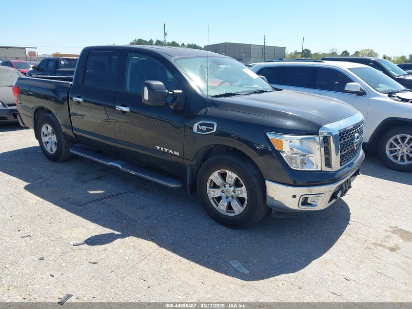 2017 Nissan Titan Sv