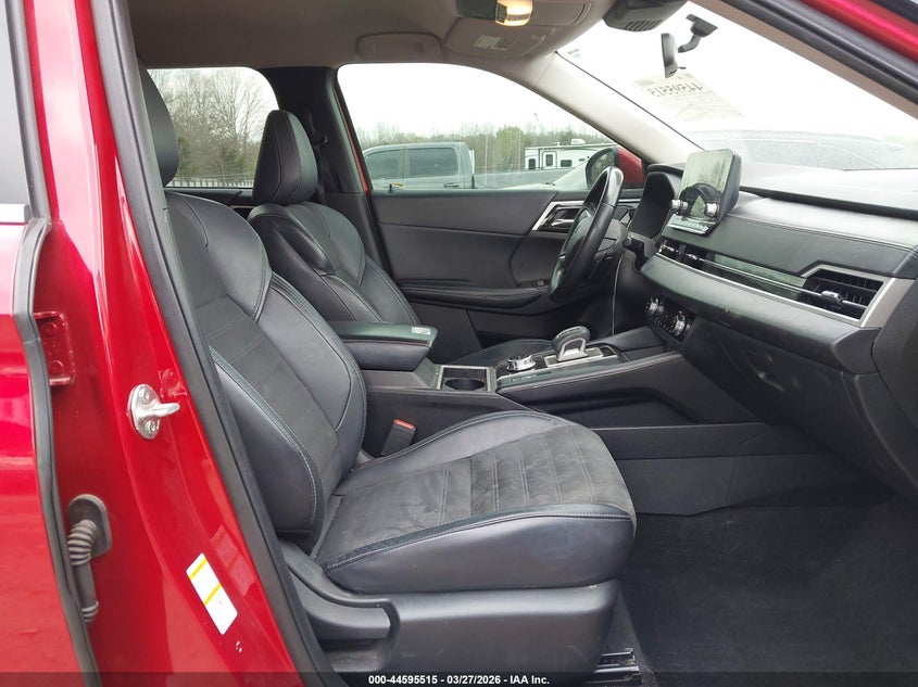 2022 Mitsubishi Outlander Black Edition 2Wd/Se 2.5 2Wd/Se Launch Edition 2Wd