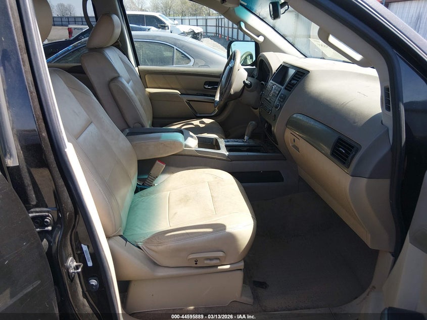 2015 Nissan Armada Sv