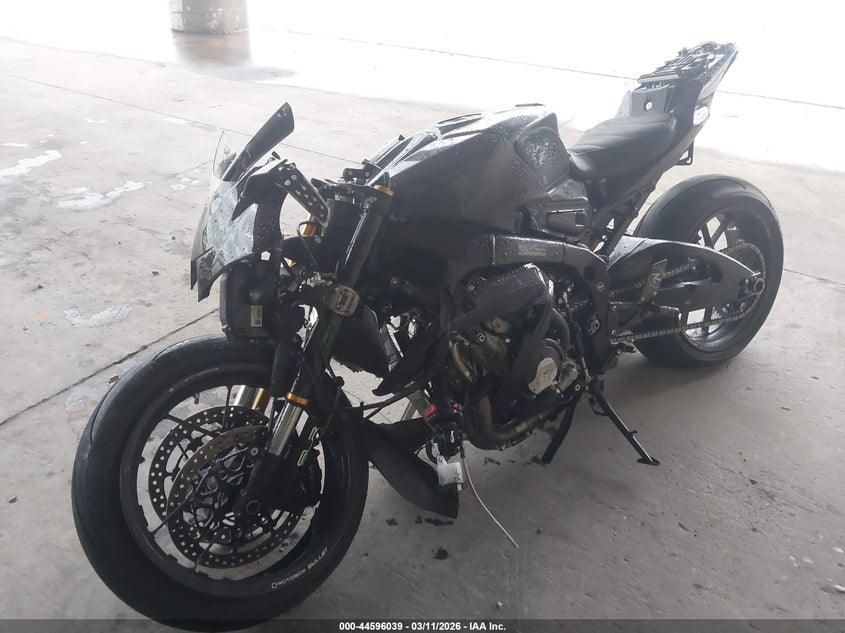 2024 SUZUKI GSX-R1000 auction photo 2