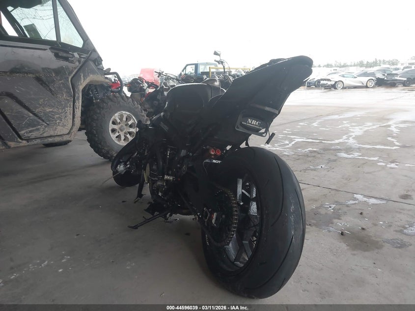 2024 SUZUKI GSX-R1000 auction photo 3