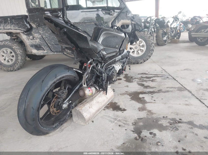 2024 SUZUKI GSX-R1000 auction photo 4