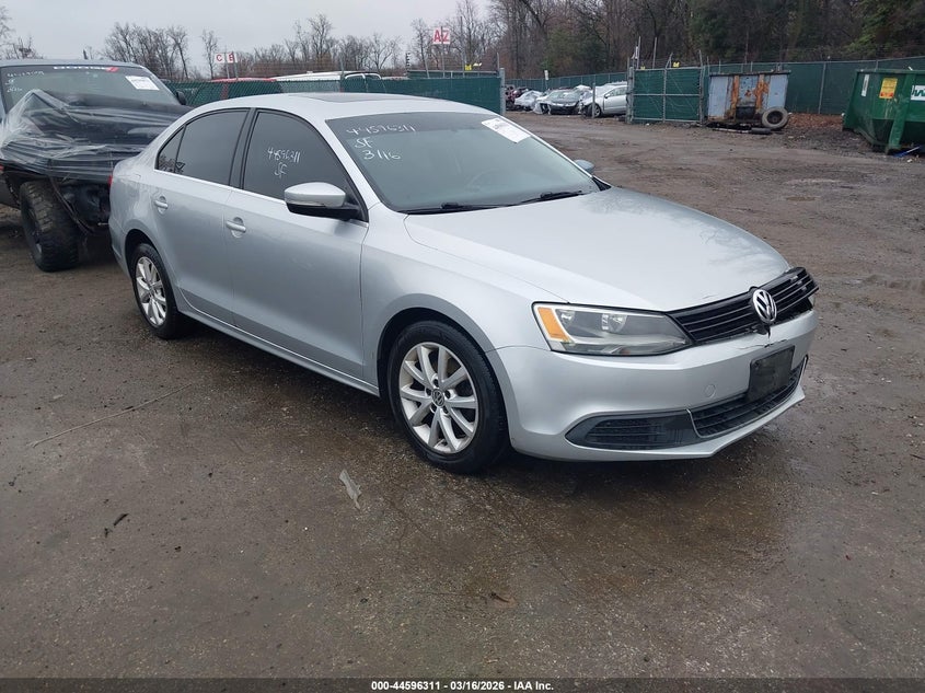 2013 VOLKSWAGEN JETTA SE