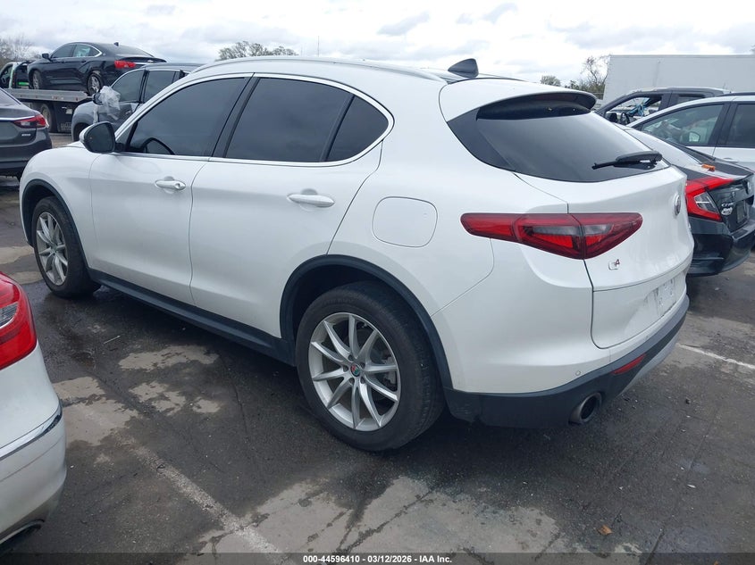 2018 Alfa Romeo Stelvio Ti Awd