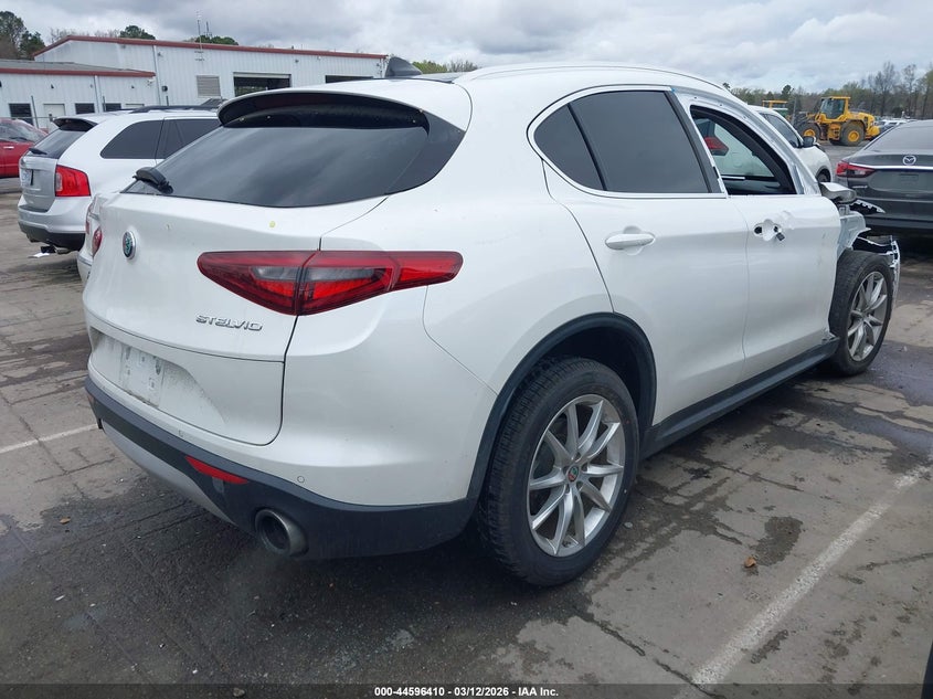 2018 Alfa Romeo Stelvio Ti Awd