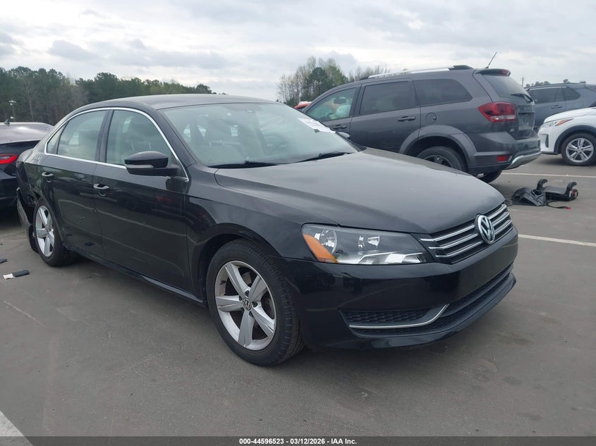 2013 Volkswagen Passat 2.5L Se