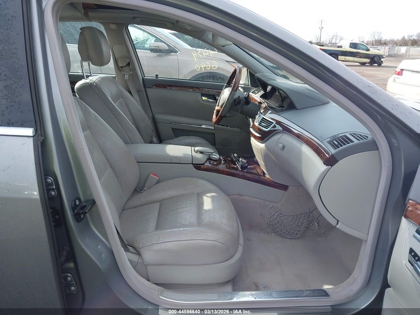 2013 Mercedes-Benz S 550