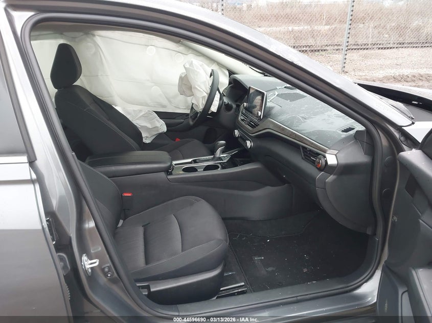 2024 Nissan Altima Sv Fwd