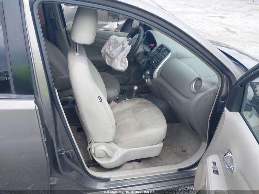 2014 Nissan Versa 1.6 Sv