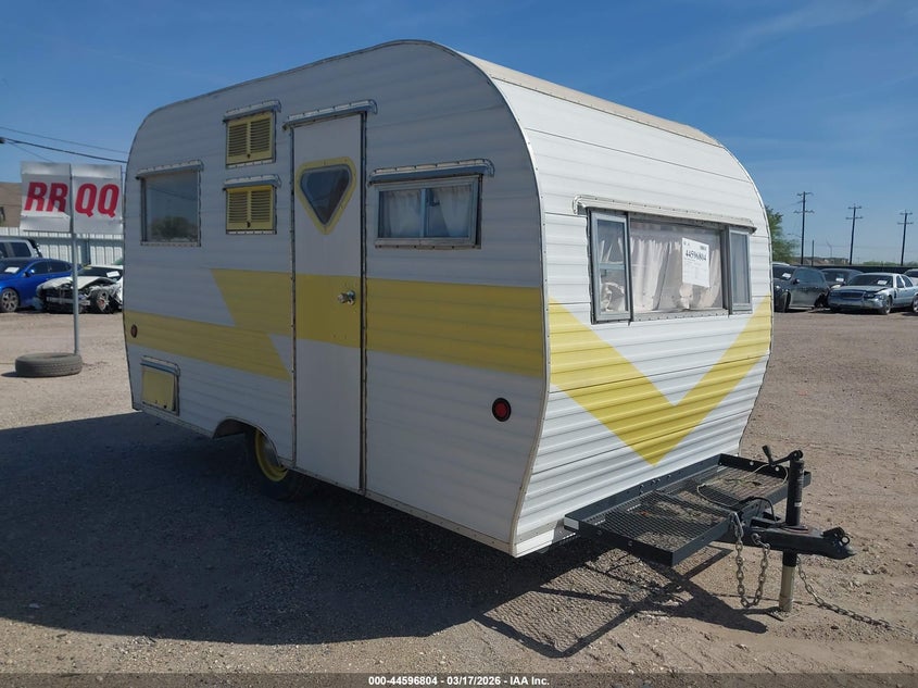 2018 HANDMADE TRAVEL TRAILER