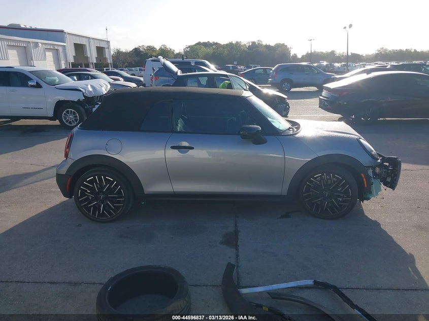 2025 Mini Convertible Cooper S VIN: WMW23GX06S2X28165 Lot: 44596837