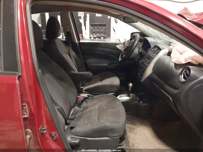 2017 Nissan Versa 1.6 Sv