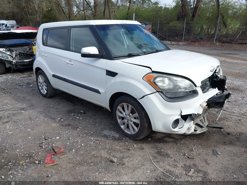 2013 Kia Soul +