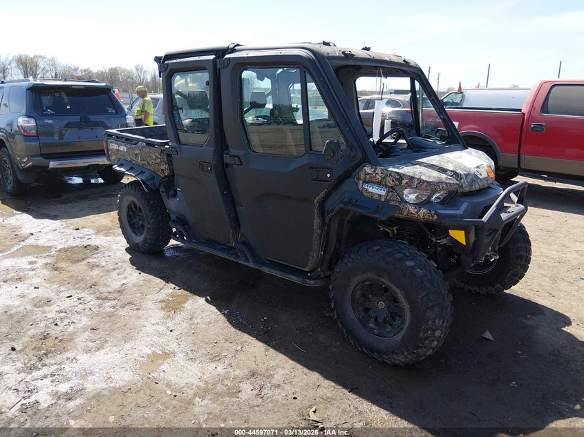 2022 Can-Am Defender Max Limited Cab Hd10