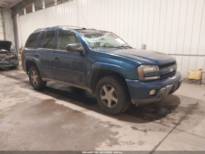 1GNDT13S252362703 2005 Chevrolet Trailblazer Lt auction photo 1