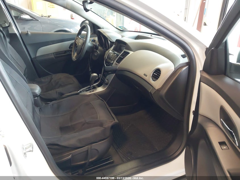 2014 Chevrolet Cruze Ls Auto