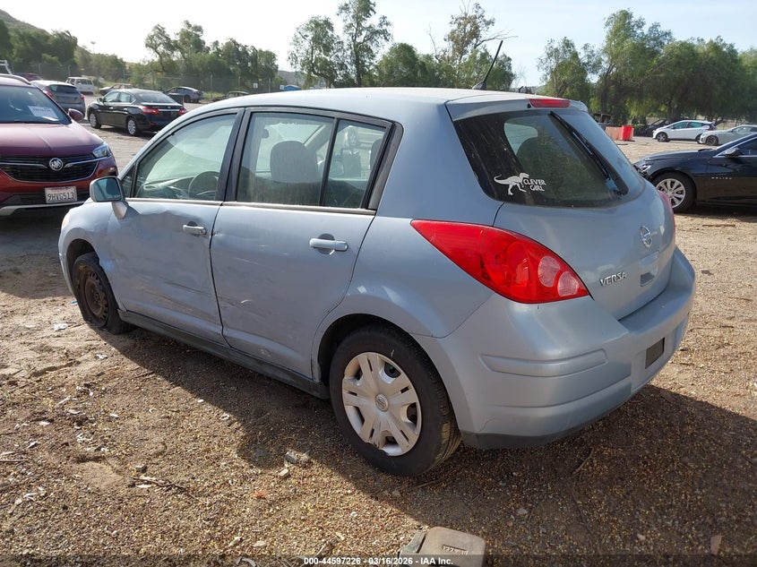 2012 Nissan Versa 1.8 S