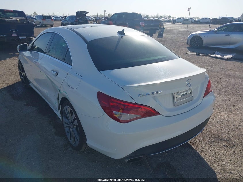 2015 Mercedes-Benz Cla 250
